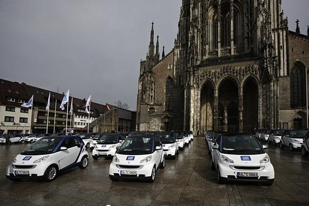 Start der öffentlichen Testphase mit 200 car2go-Fahrzeugen am 26. März 2009 in Ulm.